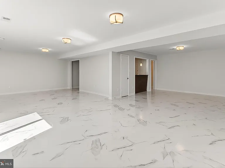 6294 Dunaway Ct — Photo 55