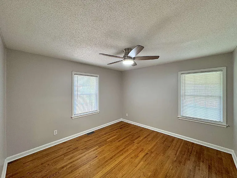 2420 Milburnie Rd — Photo 10