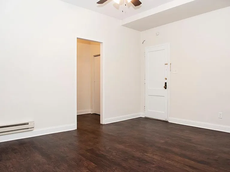 3345 N Marshfield Ave #105 — Photo 4