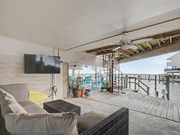 3663 Nasa Pkwy APT 502, Seabrook, TX 77586