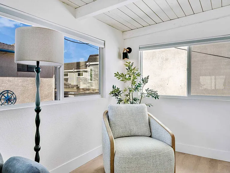920 W Balboa Blvd #920 — Photo 36