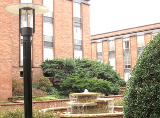 1400 SW Kenesaw Ave #12C, Knoxville, TN 37919