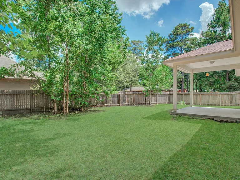 10572 Twin Oak Dr — Photo 40