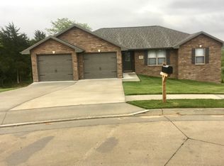 3804 Riley Ct, Jefferson City, MO 65109