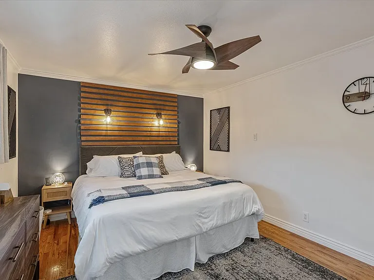 832 N Morton Dr — Photo 7