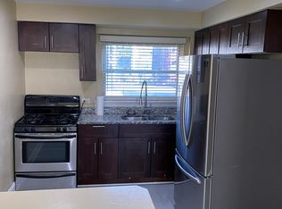 8933 S Blackstone Ave APT 2N, Chicago, IL 60619