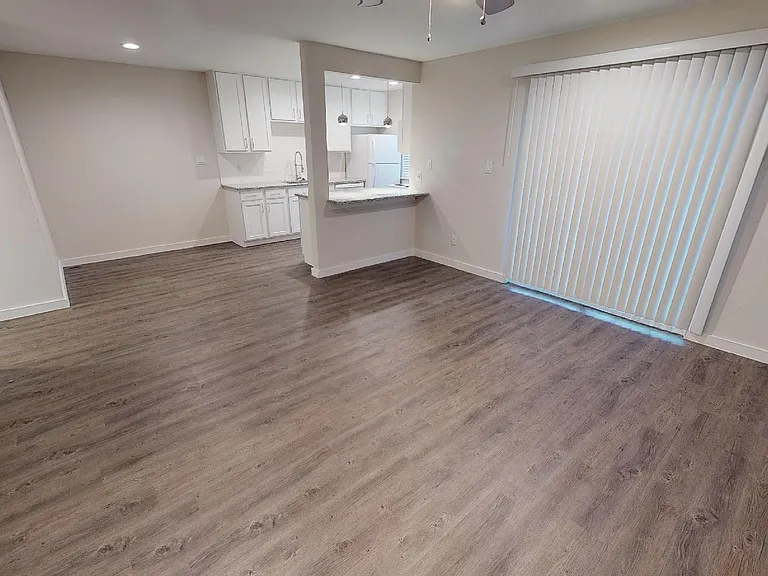 Mosswood Apartments — Photo 41