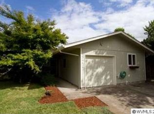 3243 SE Hathaway Dr, Corvallis, OR 97333