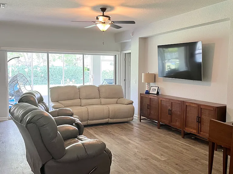 4146 SW 47th Ct — Photo 4
