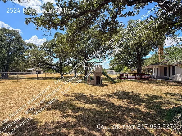 2524 Mockingbird Rd — Photo 43