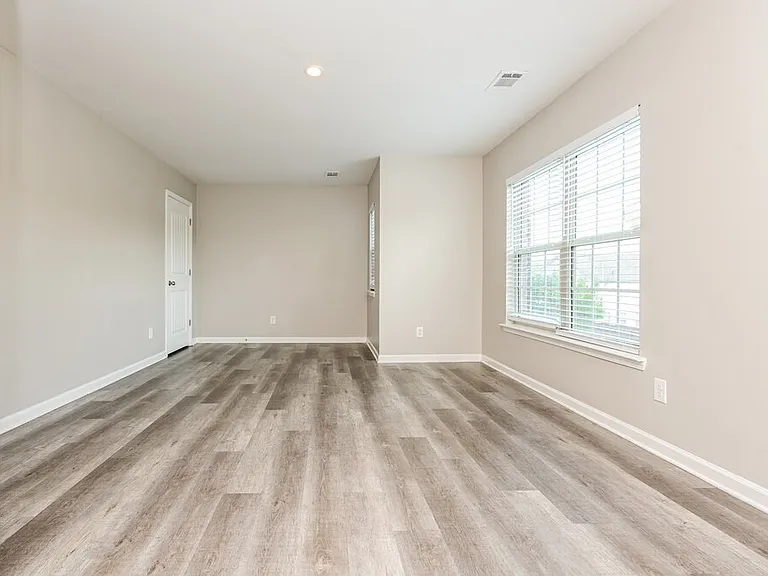4325 Comfort Trl — Photo 12