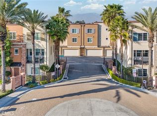 13 Larry Beard Dr, South El Monte, CA 91733