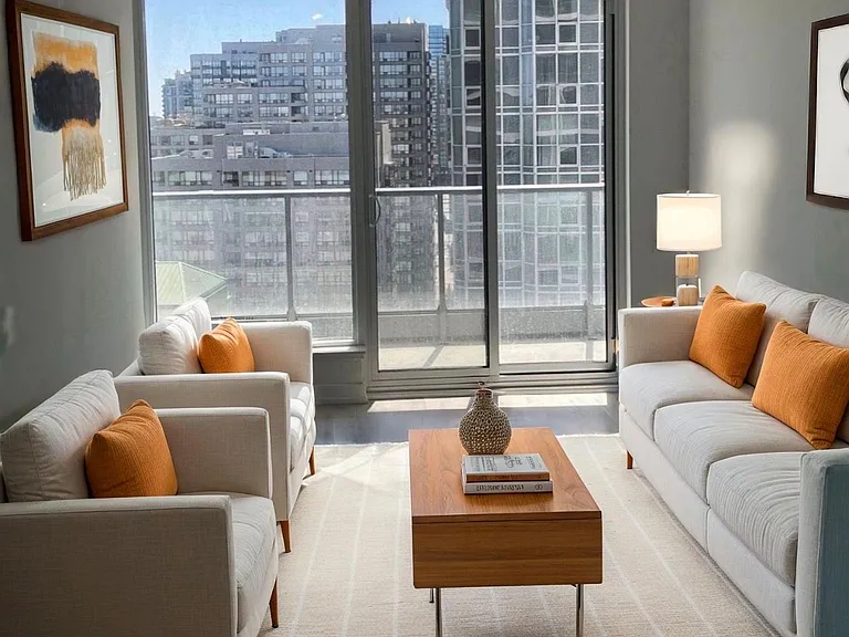 8 Olympic Garden Dr #1605 — Photo 3