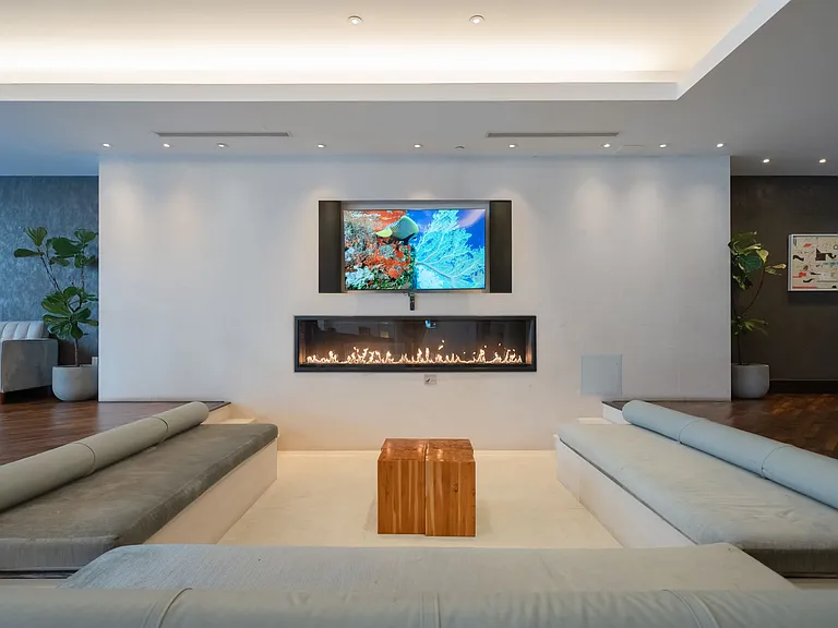 22 N 6th St #Penthouse 4d — Photo 12