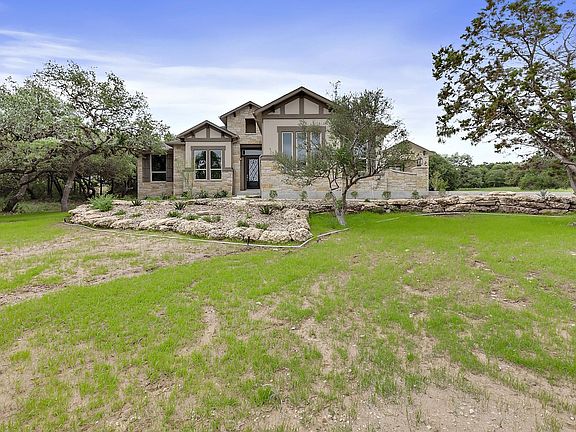 4th image of 141 Lone Spur Ln