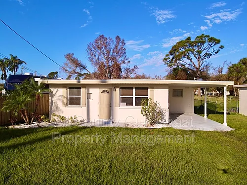 832 Pine St Photo 1