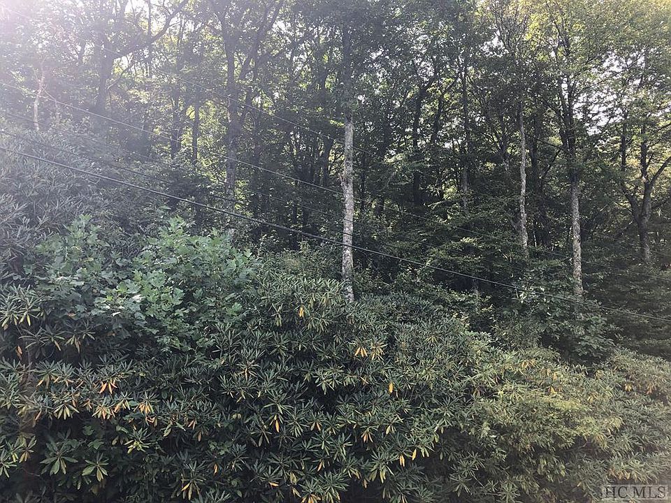 1st image of Moorewood Cir