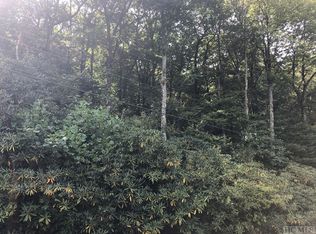 Moorewood Cir, Highlands, NC 28741