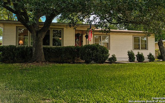 2nd image of 115 Windsor Dr