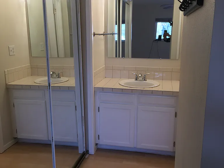 695 Manhattan Dr #102 — Photo 2