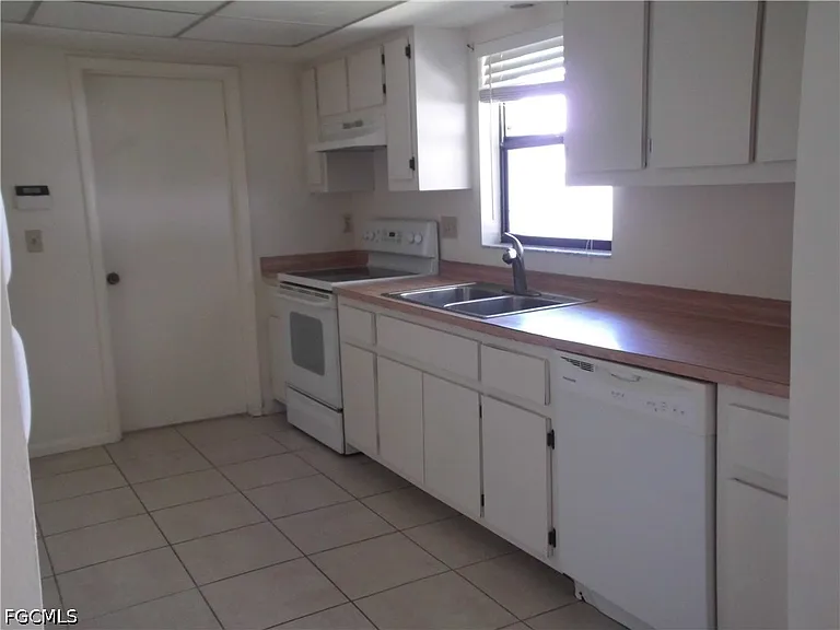 111 Doveside Ln — Photo 6