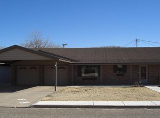 1802 Jefferson St, Plainview, TX 79072