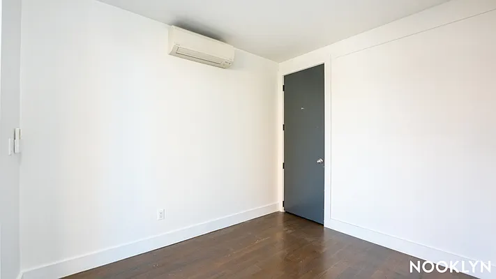 Rented by Nooklyn NYC LLC | media 28