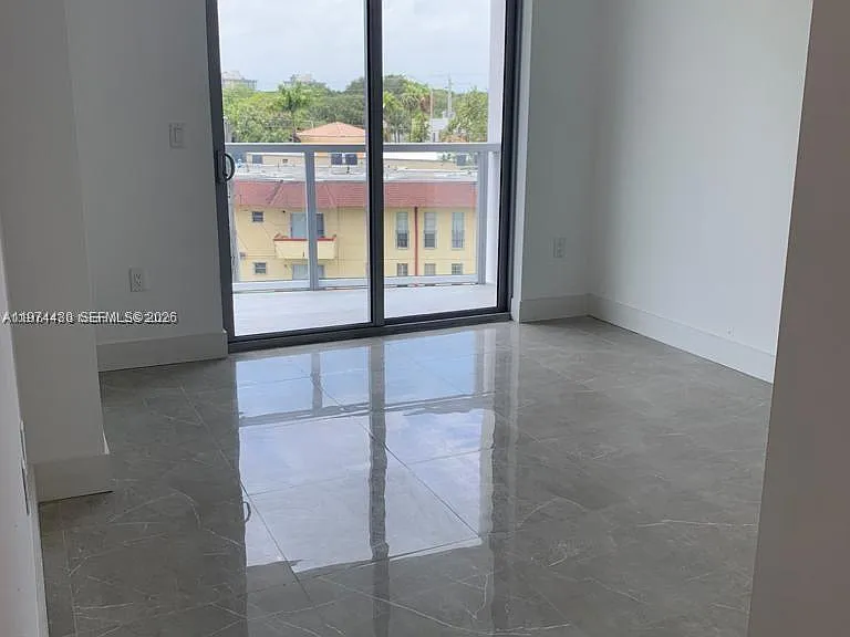 13800 Highland Dr #403 — Photo 8