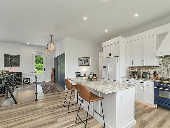3rd image of 33 Old New Ipswich Rd