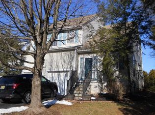 4 Alexis Ct, Bridgewater, NJ 08807