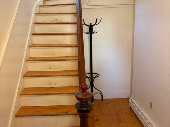 5 Bennington Rd #5B, Hancock, NH 03449