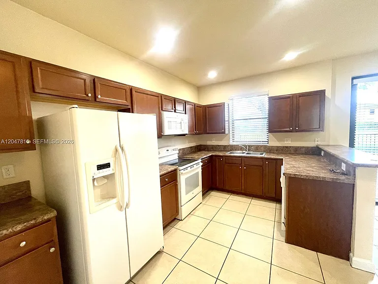 23364 SW 113th Psge #23364 — Photo 11