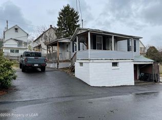 21 Tobin Ln, Edwardsville, PA 18704