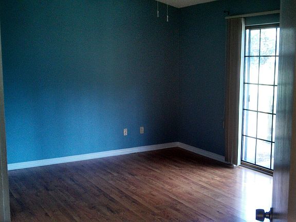 4th image of 1516 Valparaiso Blvd