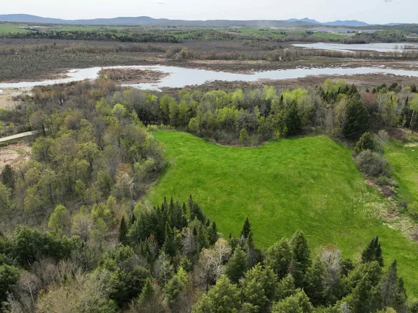 3299 Glen Road, Coventry, VT 05855