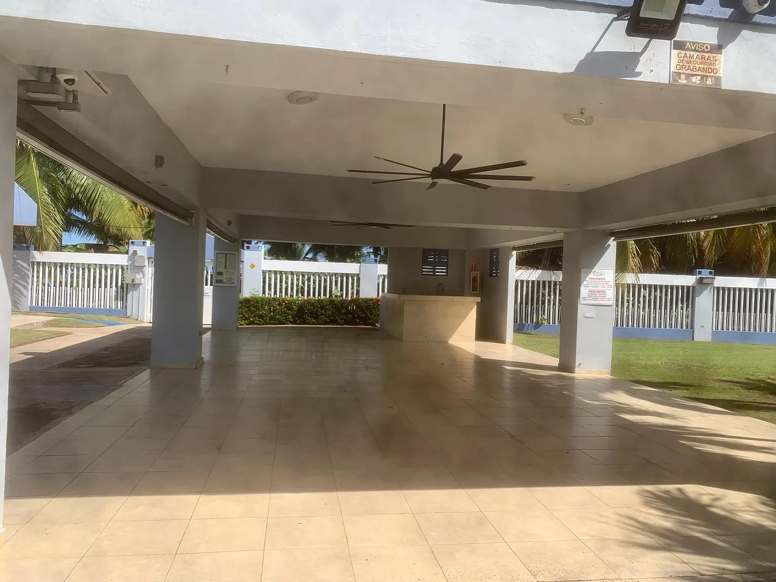 3 bed, $1,500 — Photo 2