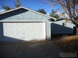 176 S 2nd Ct, Parachute, CO 81635
