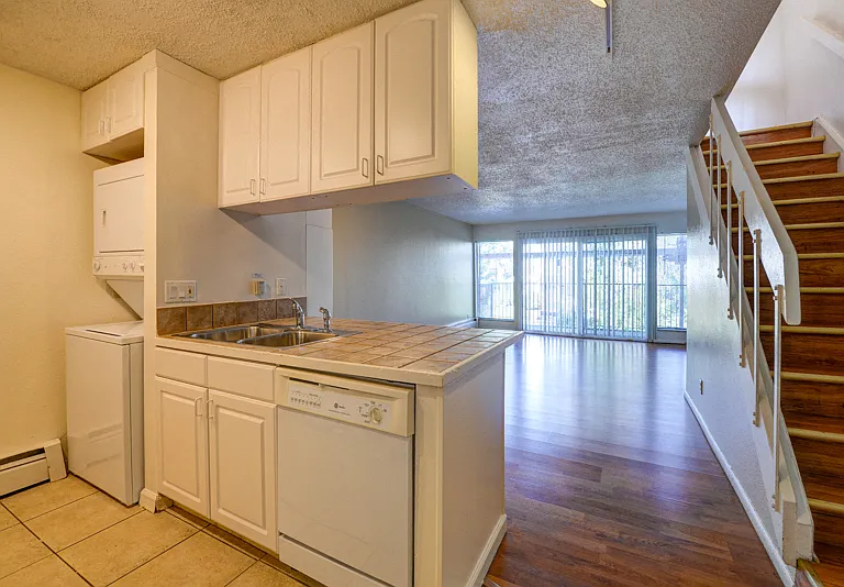 1200 College Ave #220 — Photo 4