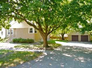 1308 S Raymond St, Bay City, MI 48706