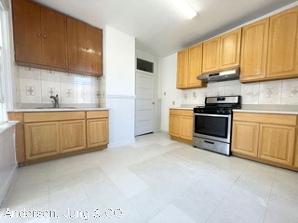 1st image of 925A Vallejo St #925A