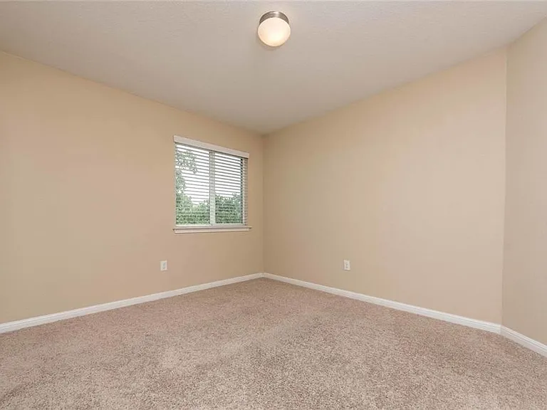 11600 Sewickley Ct S — Photo 28