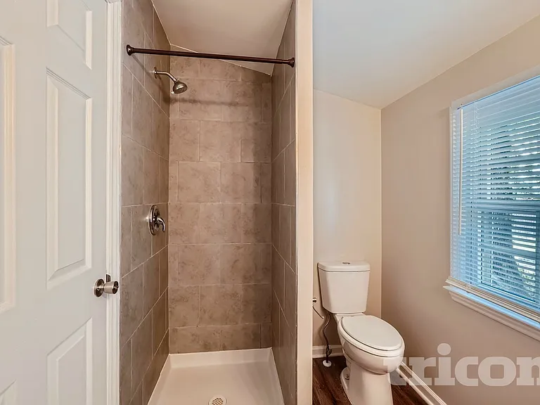 1406 Virginia Ave — Photo 11
