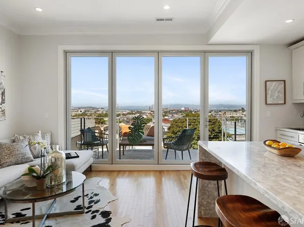 1758 Palou Ave, San Francisco, CA 94124