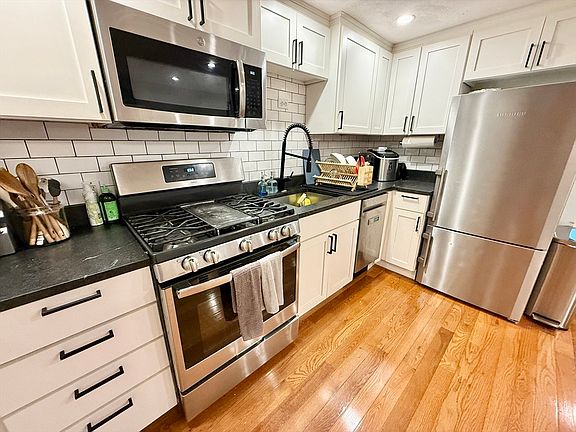 2nd image of 269 Sumner St #3
