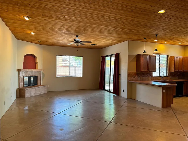 1717 N Baxter Dr — Photo 12