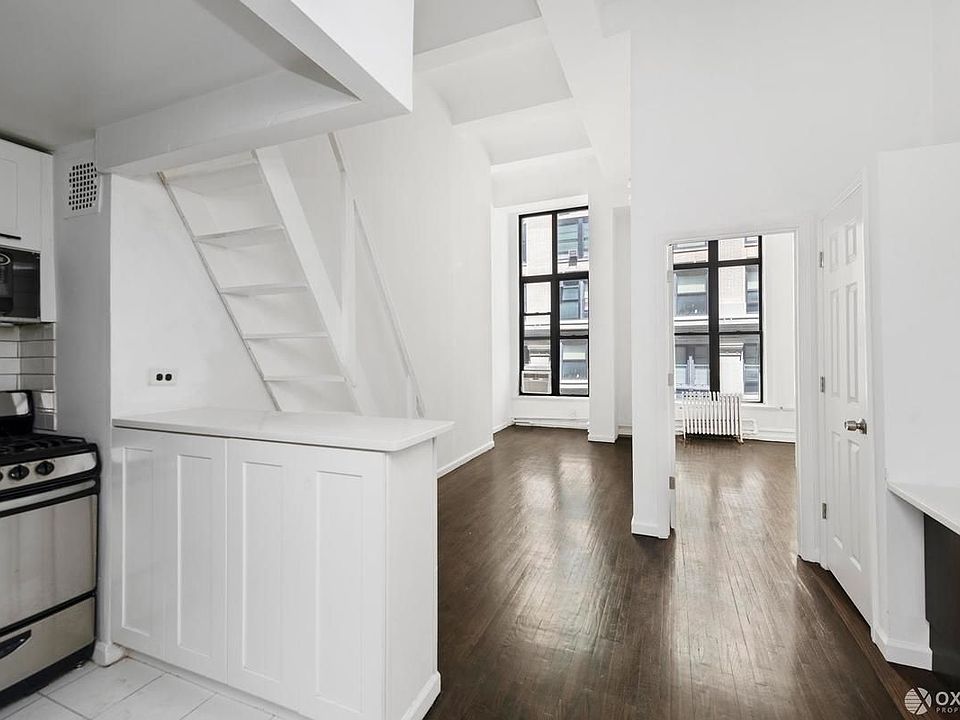 1st image of 220 Park Ave S APT 2D