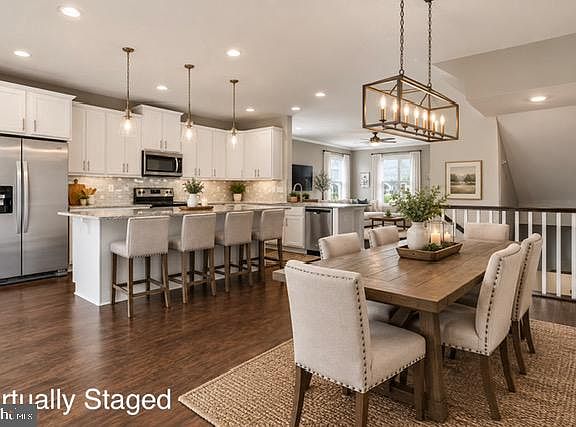 4th image of 6105 Lemon Grass Ln