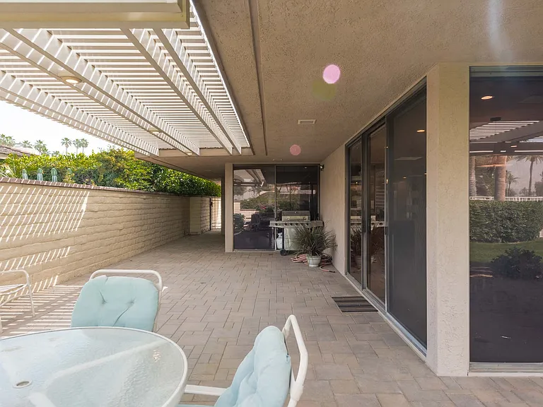 101 Columbia Dr — Photo 38