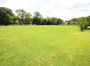 W Saint Martins Rd, Franklin, WI 53132