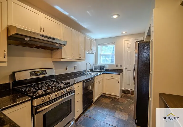 313 S Madeira St — Photo 9